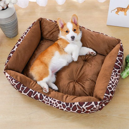 corgi dans Panier pour chien motif giraffe
